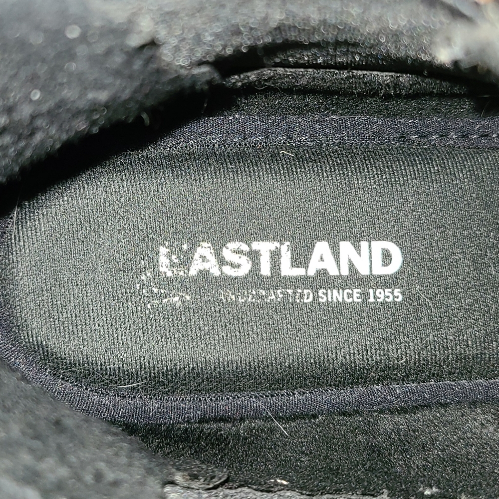 Eastland Jasmine Black Leather Ankle Boots - Picture 4 of 6